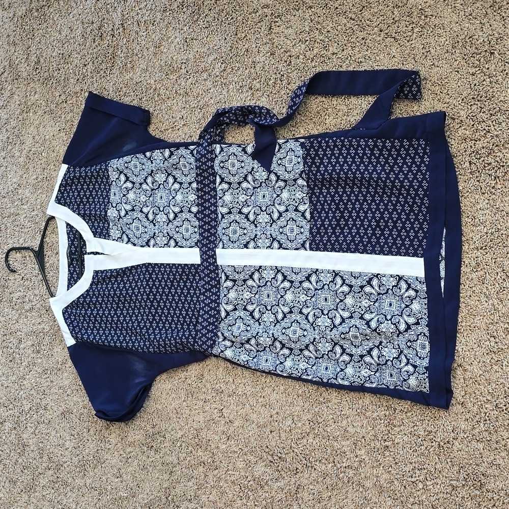 Patterned Dress Small - image 1